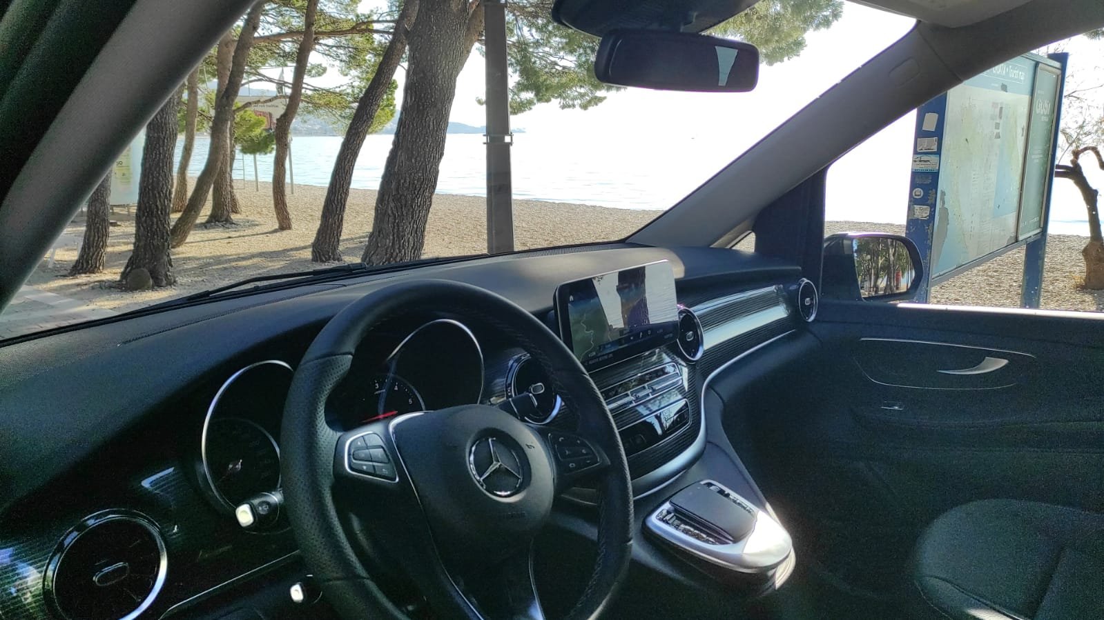 Mercedes Benz V class, premium vehicle for transfers and private tour | TripsFromSplit-Private Tours Croatia